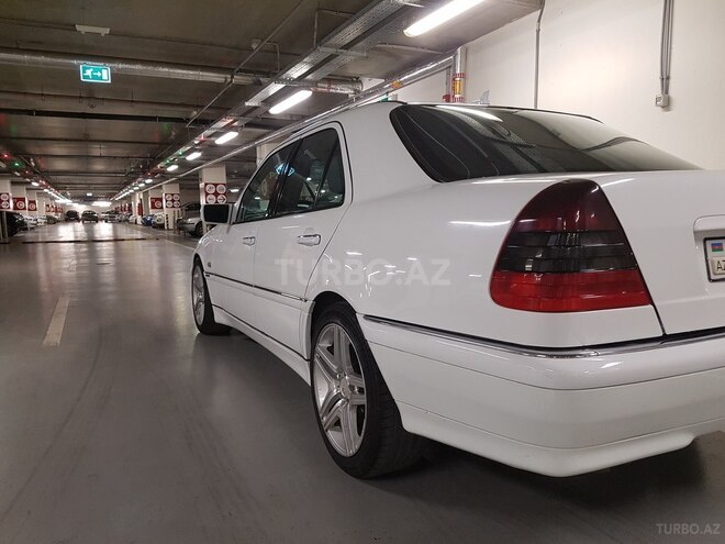 Mercedes C 200 1998, 330,000 km - 2.0 л - Bakı