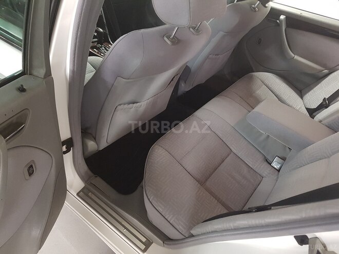 Mercedes C 200 1998, 330,000 km - 2.0 л - Bakı