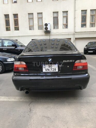 BMW 525 2002, 211,093 km - 2.5 l - Bakı