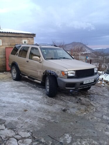Nissan Pathfinder 1998, 255,000 km - 3.5 l - Şamaxı