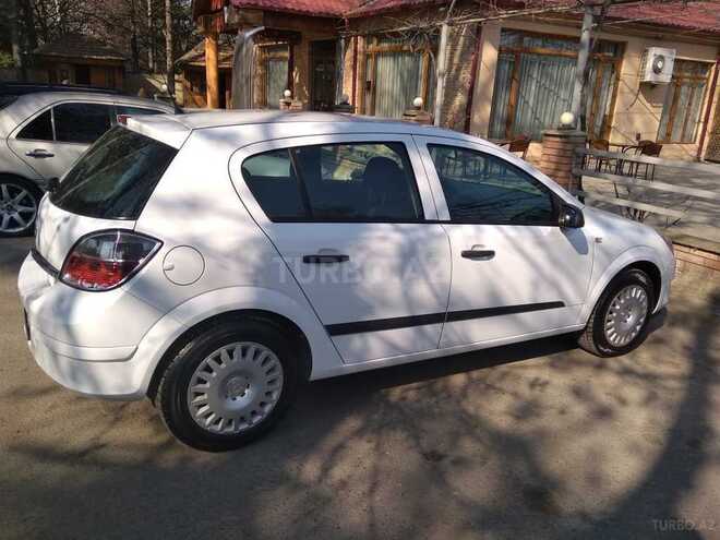 Opel Astra 2009, 123,000 km - 1.5 l - Bakı
