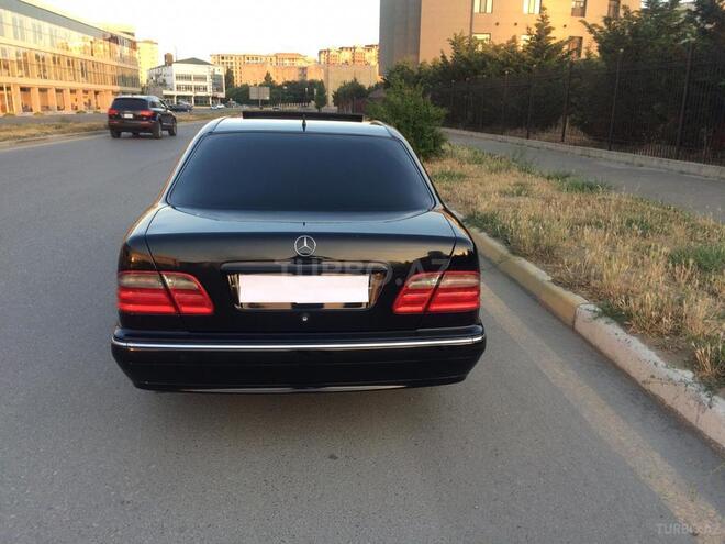 Mercedes E 240 2001, 240,000 km - 2.6 l - Bakı