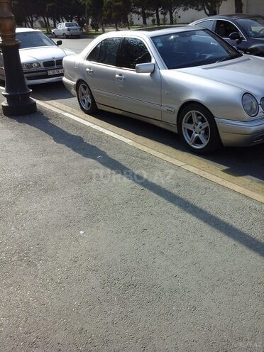 Mercedes E 280 1996, 345,221 km - 2.8 l - Sumqayıt