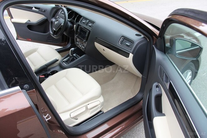 Volkswagen Jetta 2016, 39,000 km - 1.8 l - Bakı