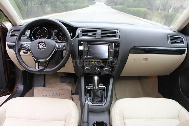 Volkswagen Jetta 2016, 39,000 km - 1.8 l - Bakı