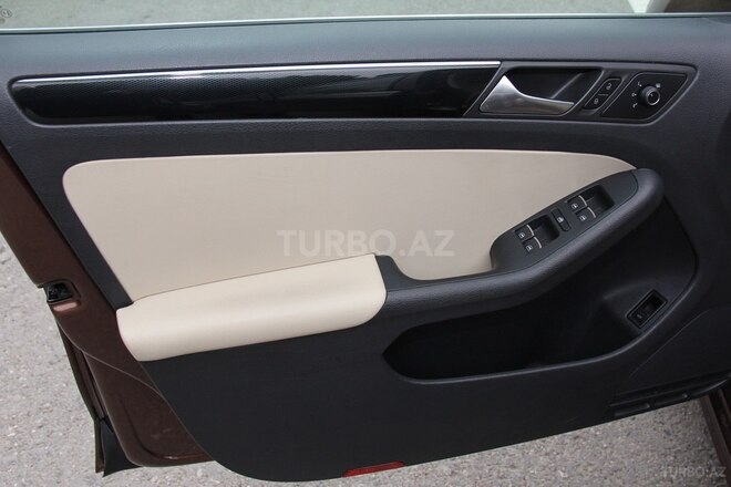 Volkswagen Jetta 2016, 39,000 km - 1.8 l - Bakı