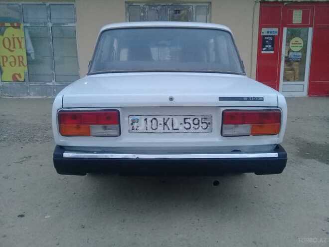LADA (VAZ) 2107 2002, 198,600 km - 1.6 l - Salyan