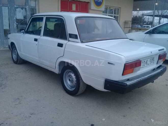 LADA (VAZ) 2107 2002, 198,600 km - 1.6 l - Salyan