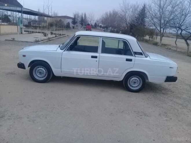 LADA (VAZ) 2107 2002, 198,600 km - 1.6 l - Salyan