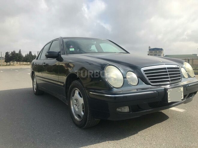 Mercedes E 240 2001, 240,000 km - 2.6 l - Bakı