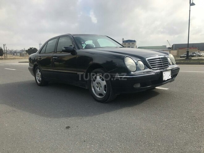 Mercedes E 240 2001, 240,000 km - 2.6 l - Bakı