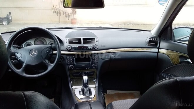 Mercedes E 220 2004, 373,600 km - 2.2 l - Ağcabədi