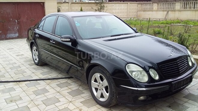 Mercedes E 220 2004, 373,600 km - 2.2 l - Ağcabədi