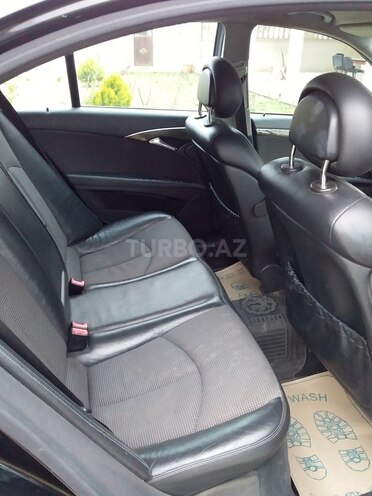 Mercedes E 220 2004, 373,600 km - 2.2 l - Ağcabədi