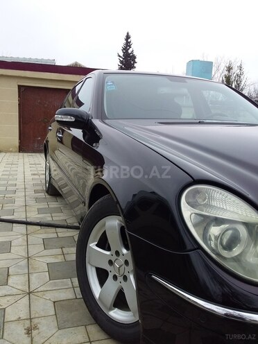Mercedes E 220 2004, 373,600 km - 2.2 l - Ağcabədi