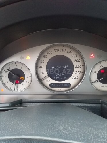 Mercedes E 220 2004, 373,600 km - 2.2 l - Ağcabədi