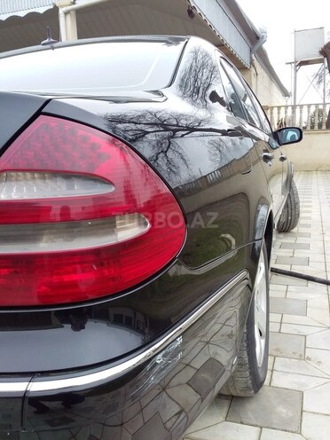 Mercedes E 220 2004, 373,600 km - 2.2 l - Ağcabədi