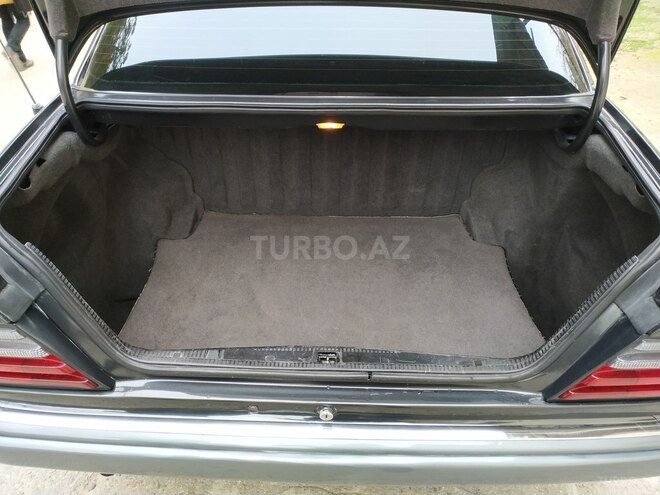 Mercedes E 200 1994, 280,000 km - 2.0 l - Sumqayıt