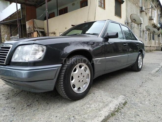 Mercedes E 200 1994, 280,000 km - 2.0 l - Sumqayıt