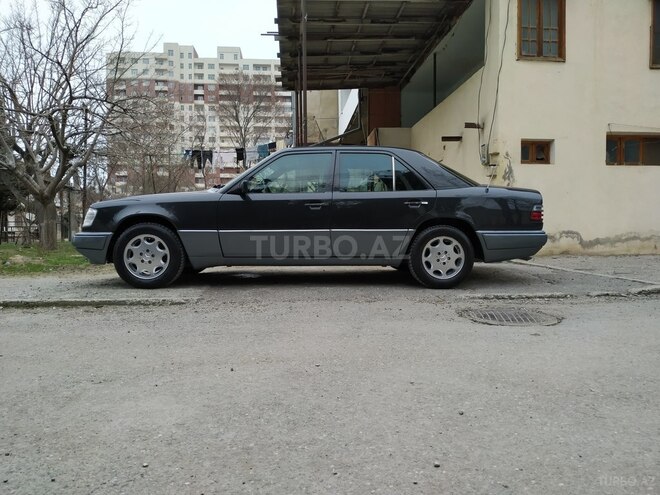 Mercedes E 200 1994, 280,000 km - 2.0 l - Sumqayıt