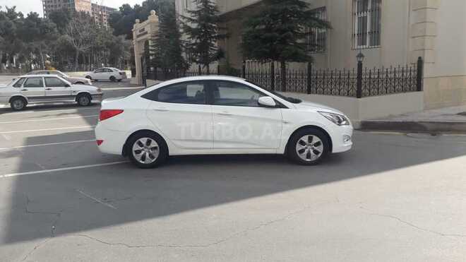 Hyundai Accent 2014, 100,500 km - 1.6 л - Bakı