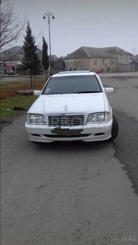 Mercedes C 200 1997, 235,000 km - 2.0 l - Yevlax