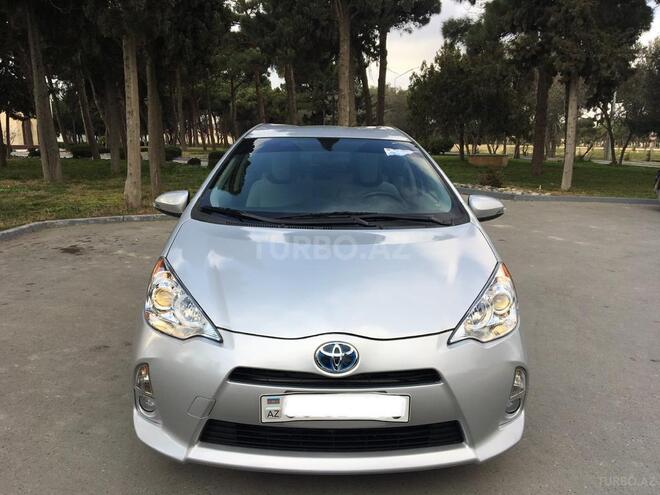 Toyota Prius 2012, 129,000 km - 1.5 л - Bakı