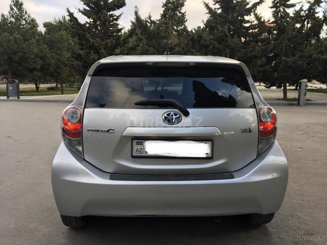 Toyota Prius 2012, 129,000 km - 1.5 л - Bakı