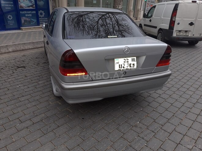 Mercedes C 200 1998, 142,000 km - 0.2 l - Gəncə