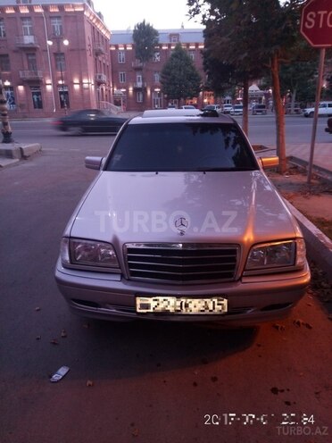 Mercedes C 200 1998, 142,000 km - 0.2 l - Gəncə