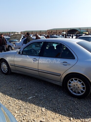 Mercedes E 200 2000, 255,810 km - 2.0 l - Goranboy