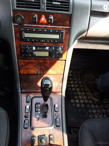 Mercedes E 200 2000, 255,810 km - 2.0 l - Goranboy