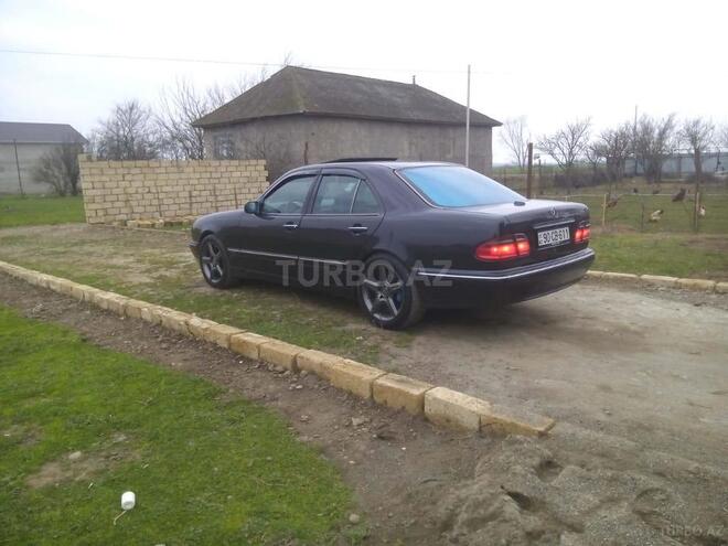 Mercedes E 230 1996, 250,000 km - 2.3 l - Masallı