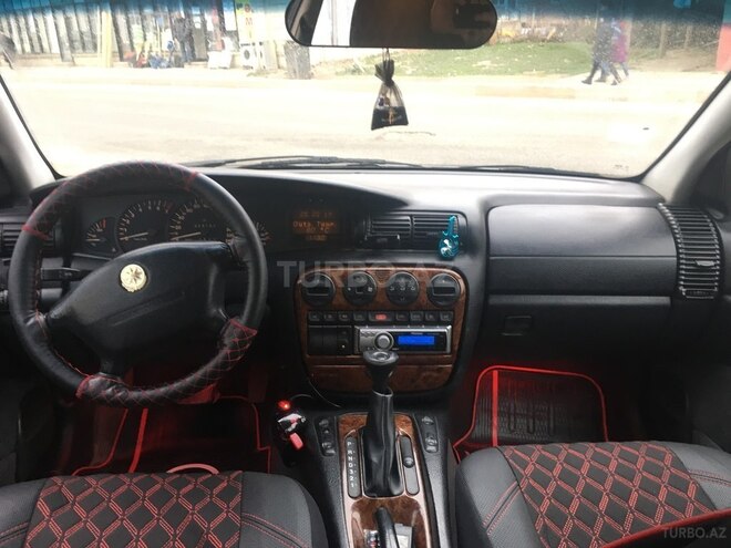 Opel Omega 1996, 320,000 km - 3.0 л - Bakı
