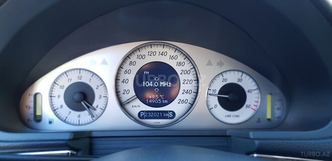 Mercedes E 200 2006, 232,000 km - 2.2 l - Bakı