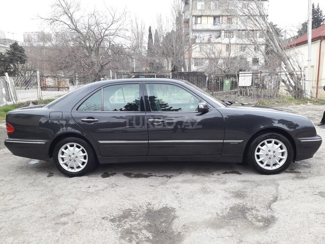 Mercedes E 200 2000, 230,000 km - 2.0 l - Bakı