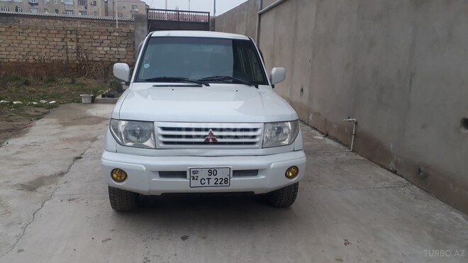 Mitsubishi Pajero io 2000, 272,144 km - 1.8 л - Sumqayıt