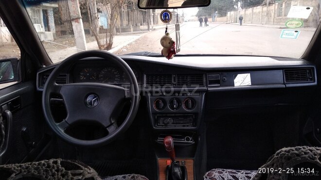 Mercedes 190 1991, 320,000 km - 1.8 l - Tovuz