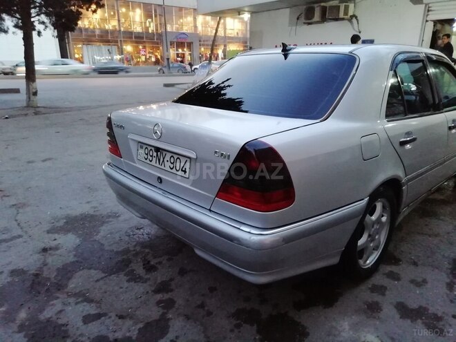 Mercedes C 220 1999, 304,500 km - 2.2 l - Bakı