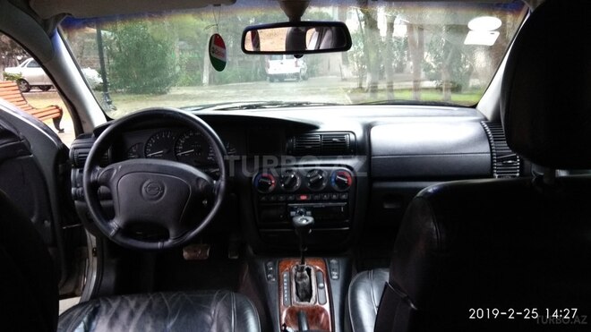 Opel Omega 1995, 245,000 km - 2.0 l - Xırdalan