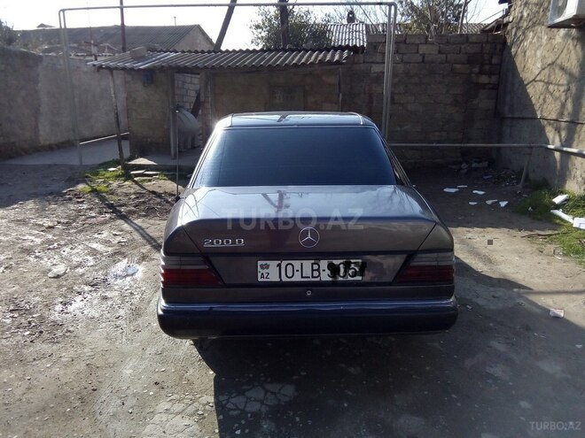Mercedes  1992, 23,123 km - 2.0 л - Bakı
