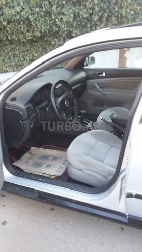 Volkswagen Passat 1997, 230,000 km - 1.8 l - Bakı