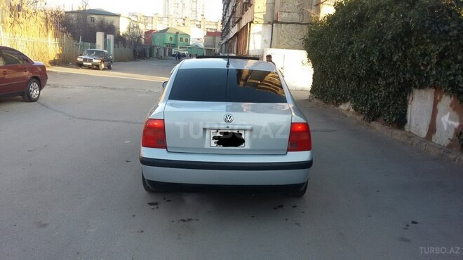 Volkswagen Passat 1997, 230,000 km - 1.8 l - Bakı