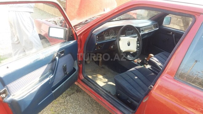 Mercedes 190 1992, 280,039 km - 2.0 l - Astara