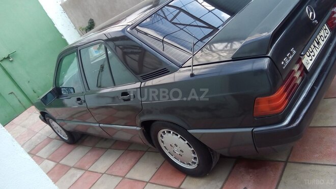 Mercedes 190 1992, 235,800 km - 1.8 l - Bakı
