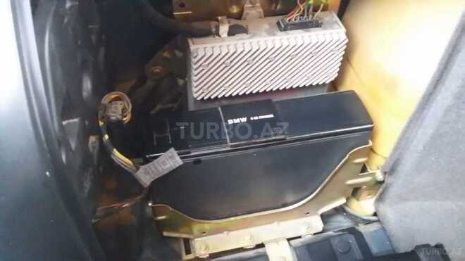BMW 528 1996, 290,000 km - 2.8 l - Sumqayıt
