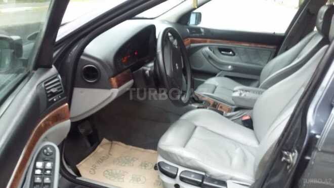 BMW 528 1996, 290,000 km - 2.8 l - Sumqayıt