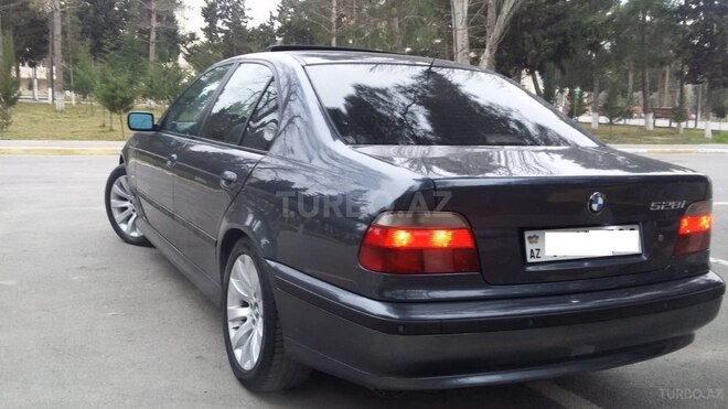 BMW 528 1996, 290,000 km - 2.8 l - Sumqayıt