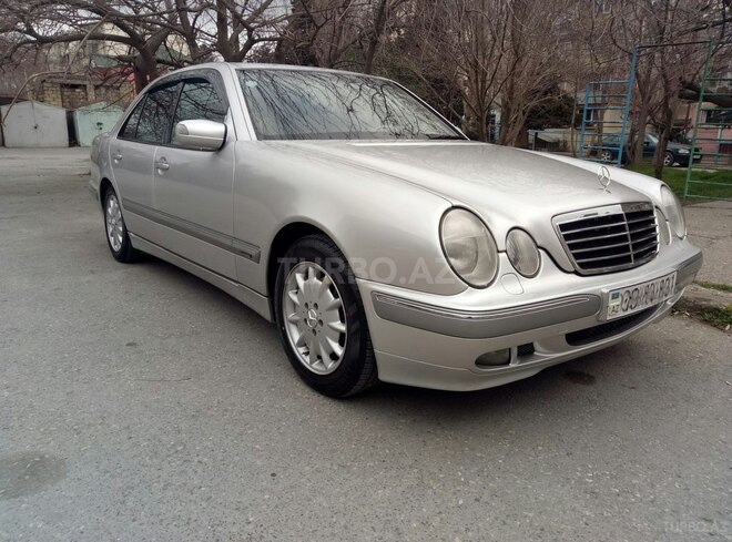 Mercedes E 280 2000, 250,000 km - 2.8 l - Bakı