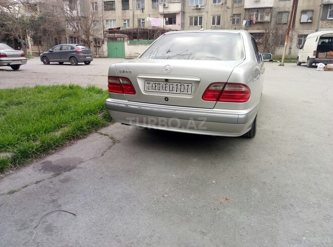 Mercedes E 280 2000, 250,000 km - 2.8 l - Bakı